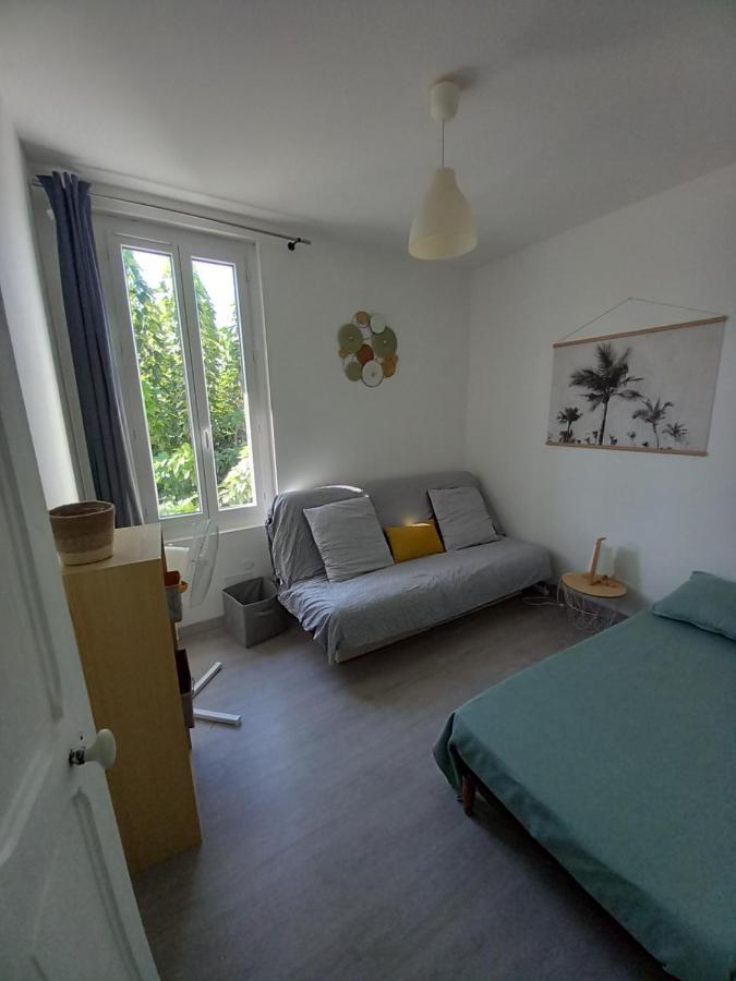 Mas Provencal Au Coeur Des Vergers Vallabregues Bagian luar foto